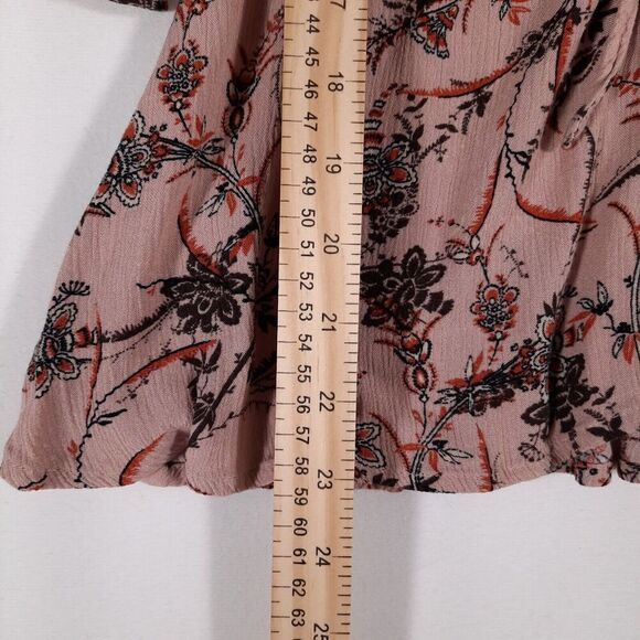 Maurice's Ruched Front Romantic Boho Gauzy Peplum Blouse Pink Floral Size Small - Picture 12 of 12